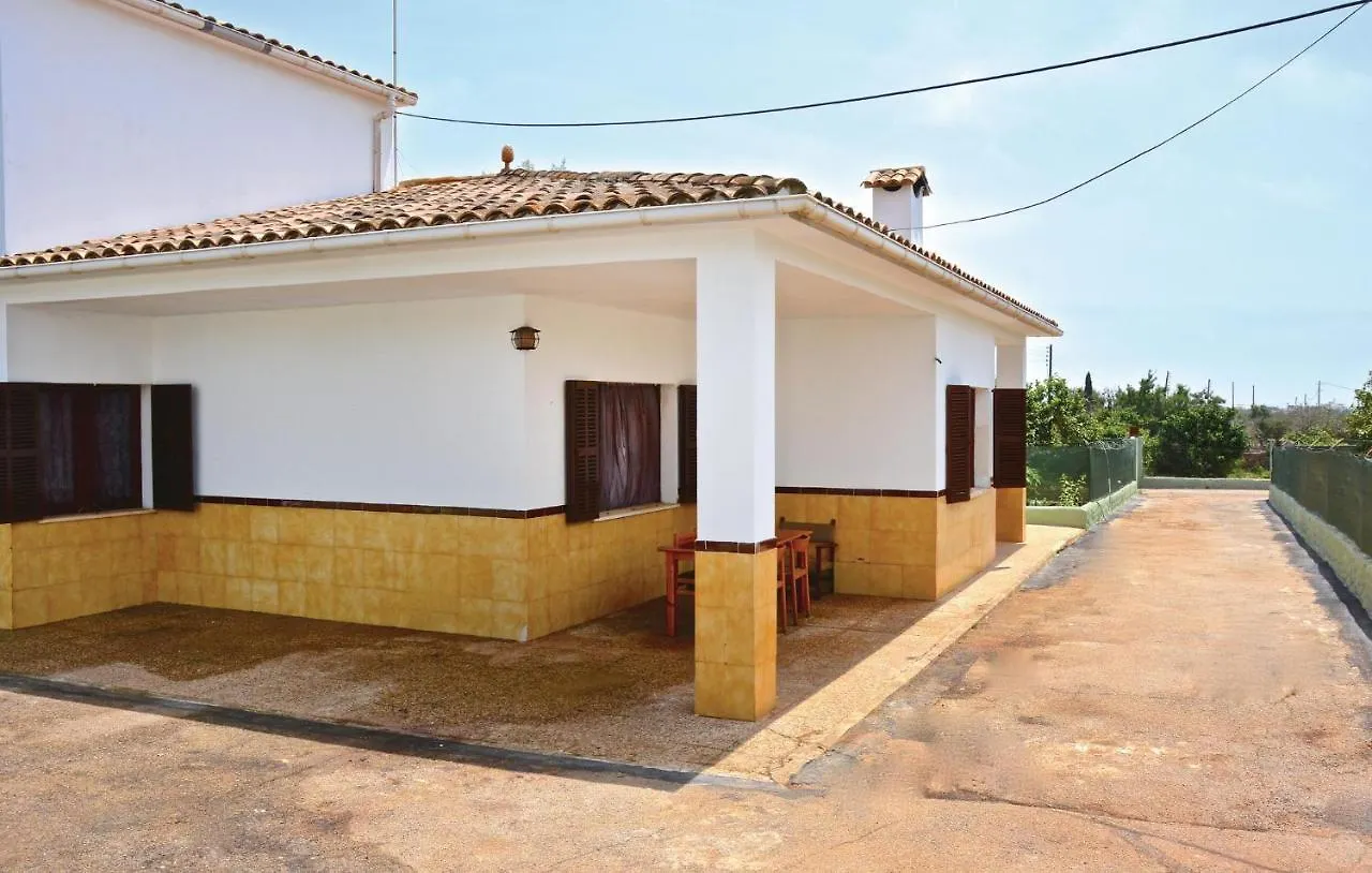 Cozy Home In Porto Cristo With Kitchen